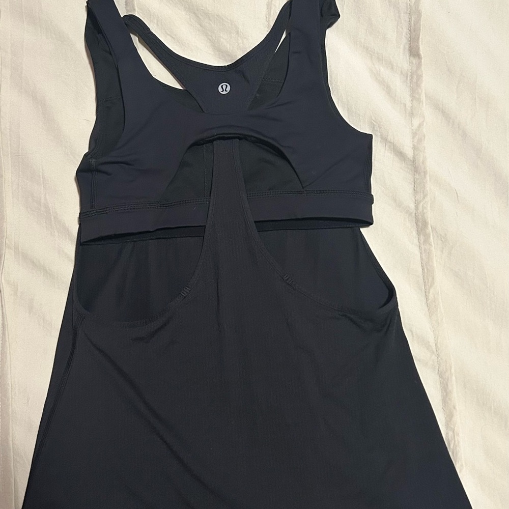 Lululemon Black Tank. Size 6